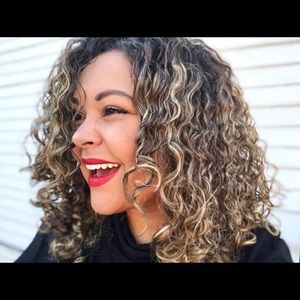 Meet your Posher, Erica